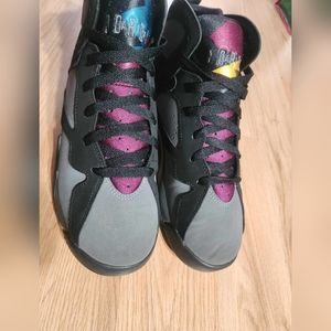 Jordan 7 Bordeaux size 7